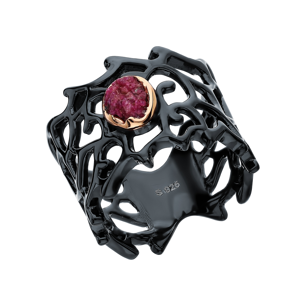 Серебряное кольцо с корундом в Краснодаре